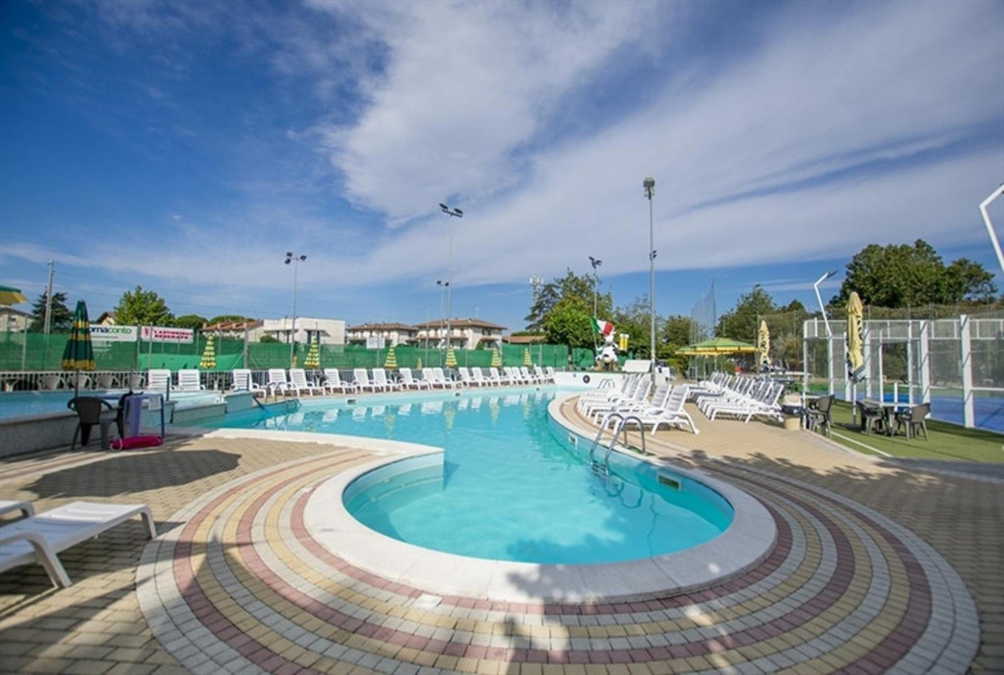 Hotel Savoia 切塞纳蒂科 外观 照片